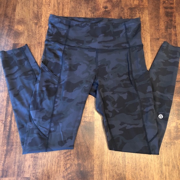 Lululemon fast and free 25” size 6 - Picture 2 of 5